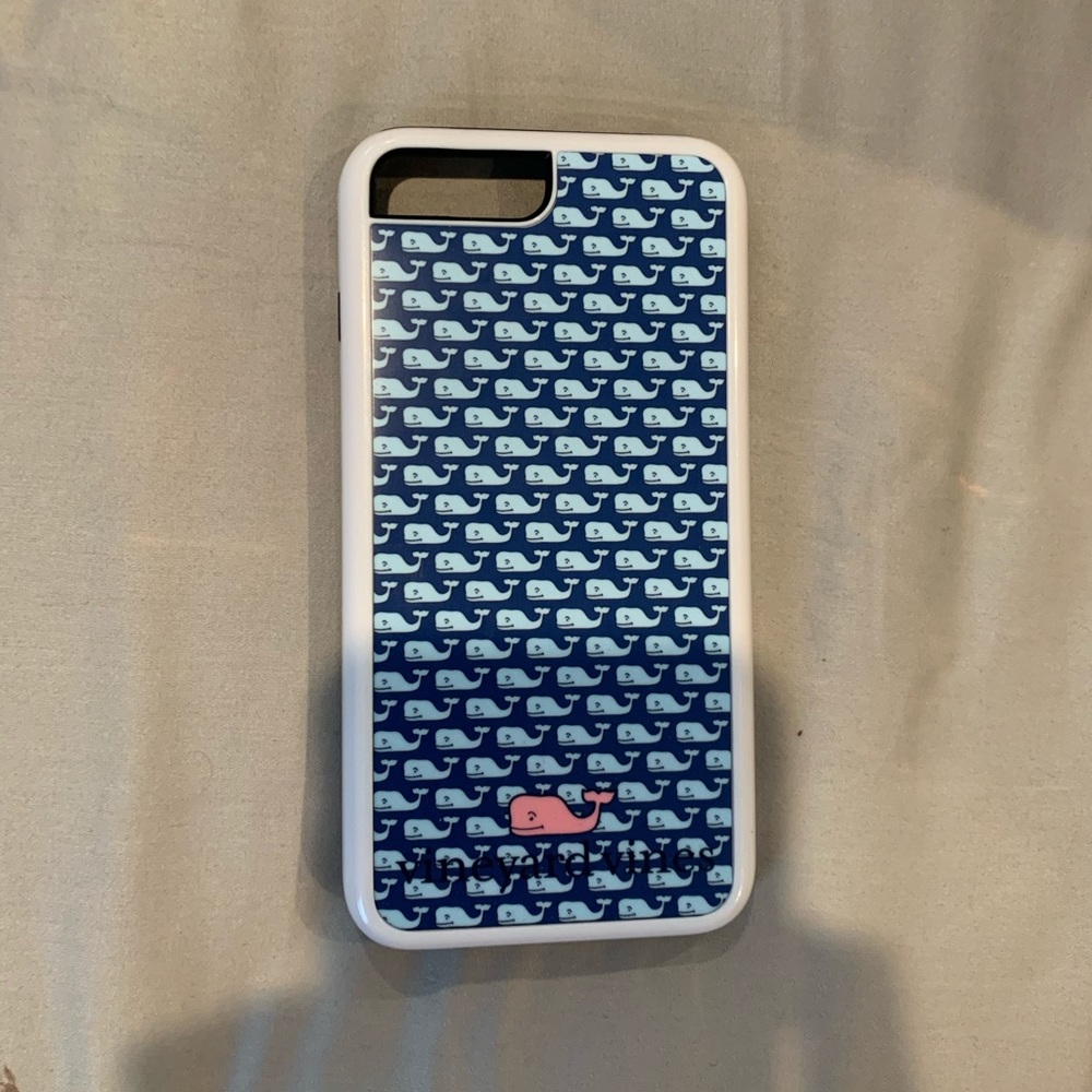 Iphone 7/8+ blue and white vineyard vines case
